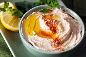 Easy, Spicy Hummus