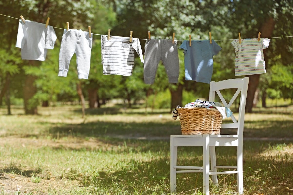 A Clothesline Comeback - Farmers' Almanac - Plan Your Day. Grow