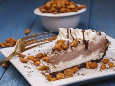 Make Your Own Super-Easy Ice Cream Pie featured image