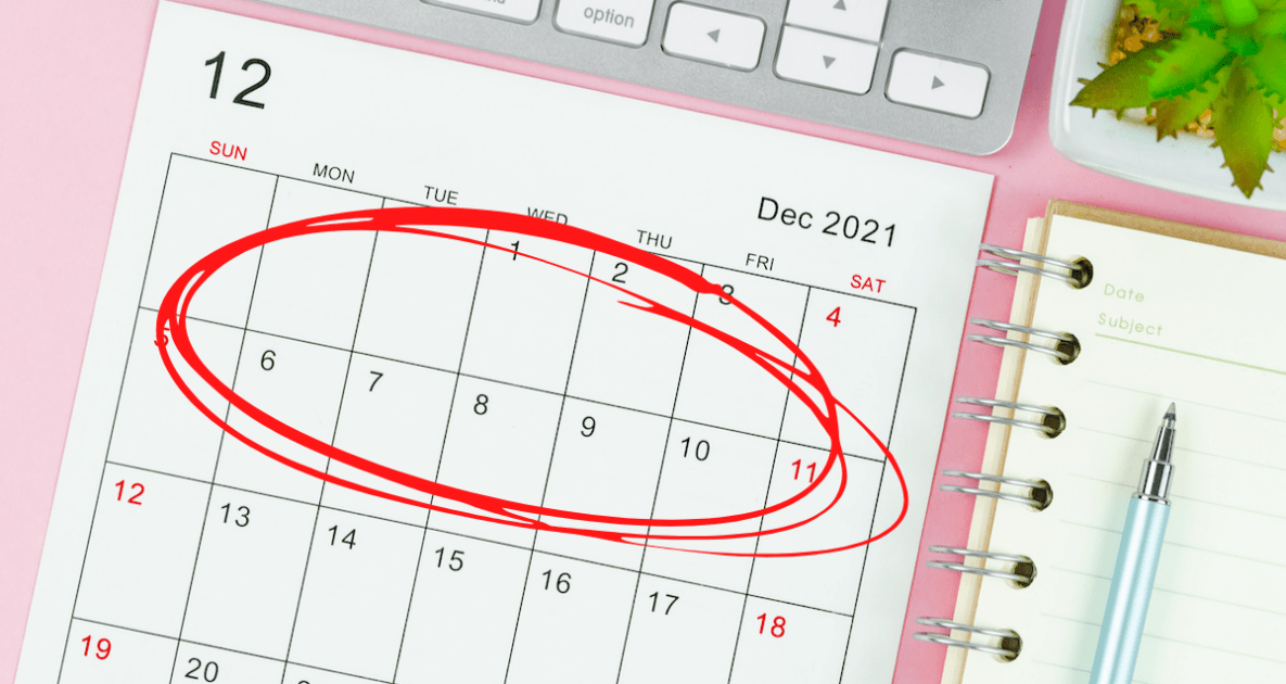 Calendar of december 2021 with dates circled.