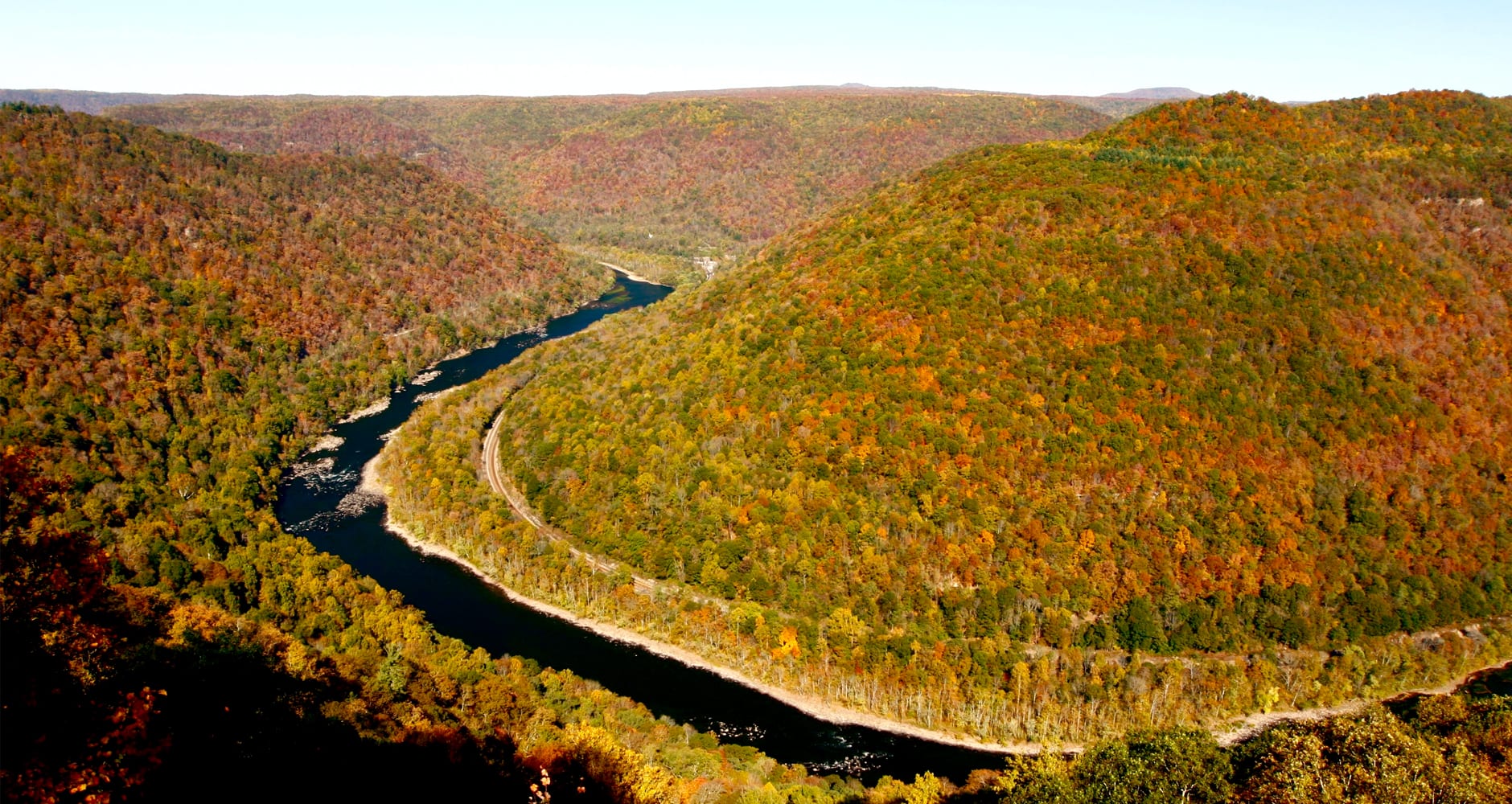 6 (More) Incredible Destinations To View Fall Leaves! - Farmers