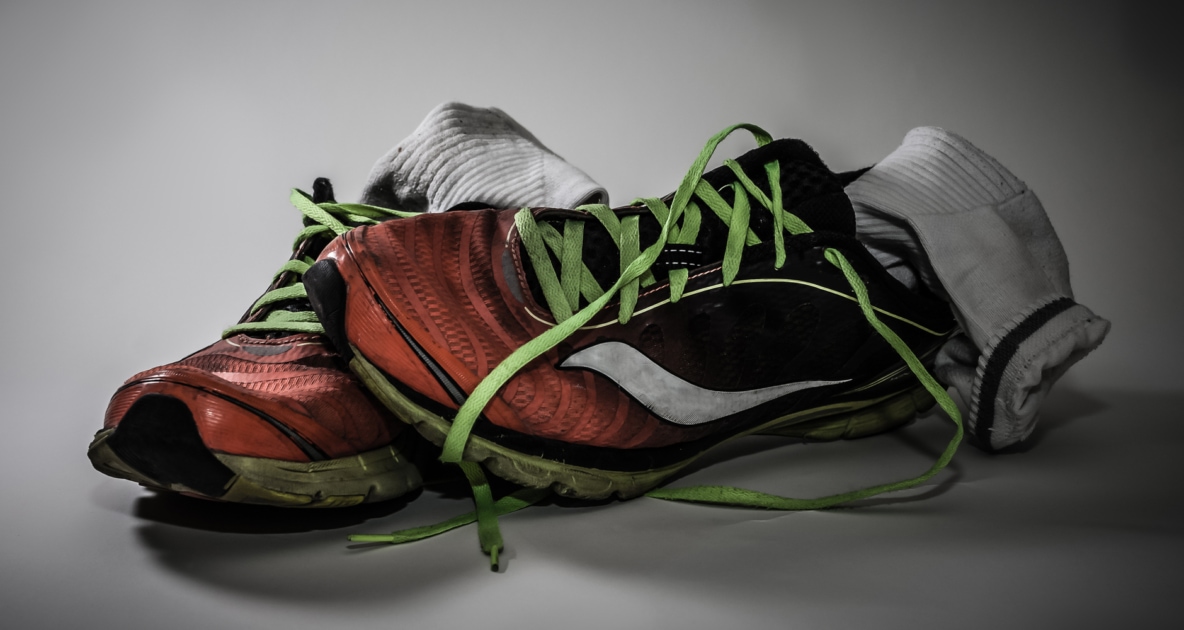 5 Steps to Remove the Smell from Shoes - Road Runner Sports