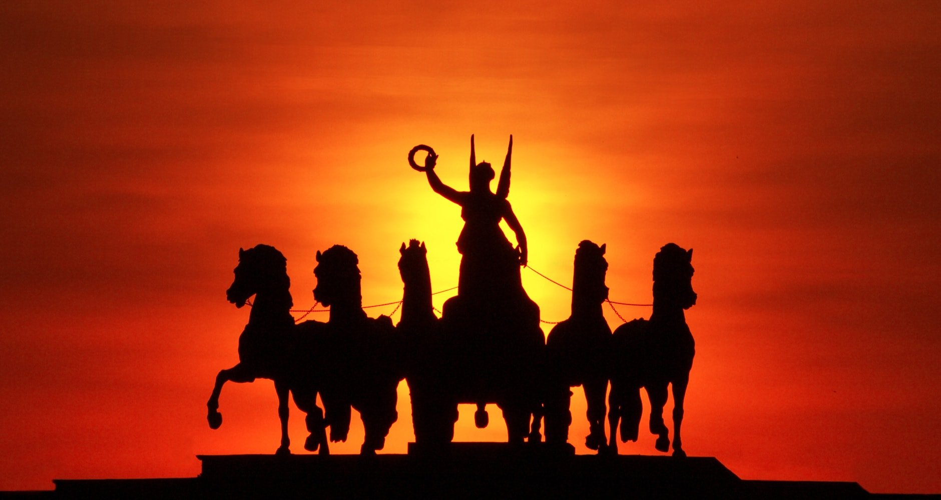 Chariot of the Sun: A Weather Folklore - Farmers' Almanac - Plan Your