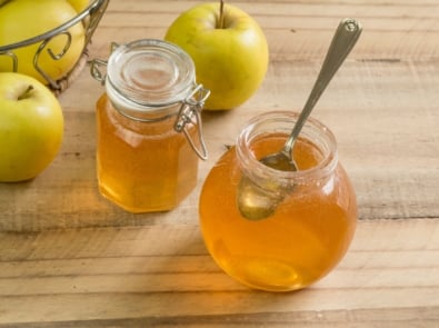 Save Those Peels And Cores and Make Apple Scrap Jelly featured image