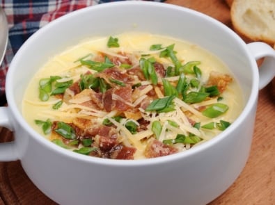 Easy, Creamy Beer Cheese Soup featured image