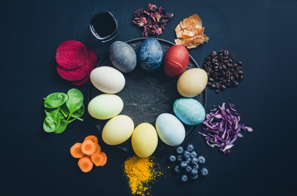 Natural dye makes amazing Easter eggs, follow News Without Politics, NWP, Easter, Easter Sunday, best no bias news stories