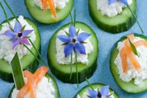Edible Flowers: Pretty Enough to Eat! featured image