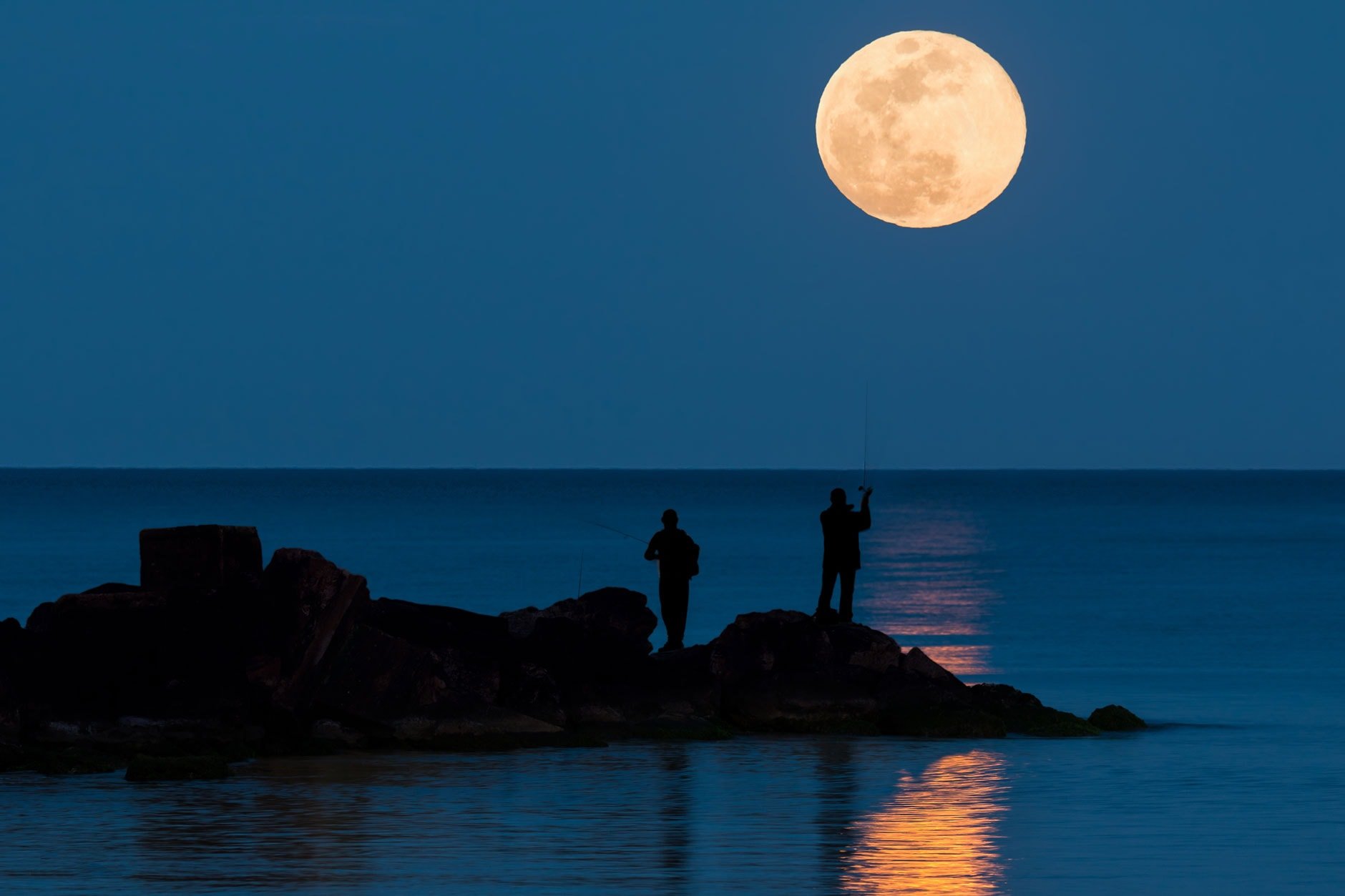 How Does The Moon Affect Fishing
