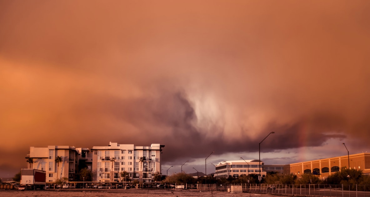 Dust storm - Storm