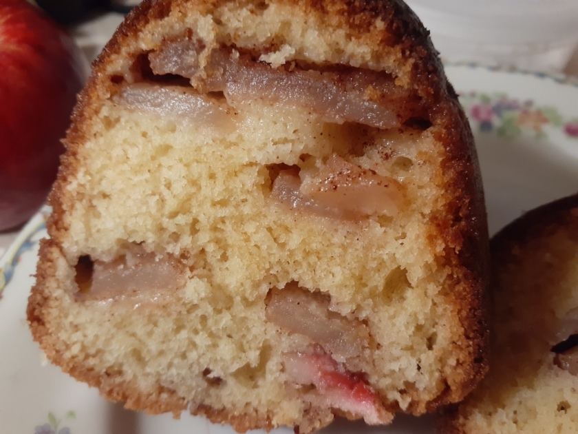 Traditional Jewish Apple Cake Farmers' Almanac Plan Your Day. Grow