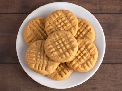 Simple, But Tasty Peanut Butter Cookies – 3 Ingredients! featured image