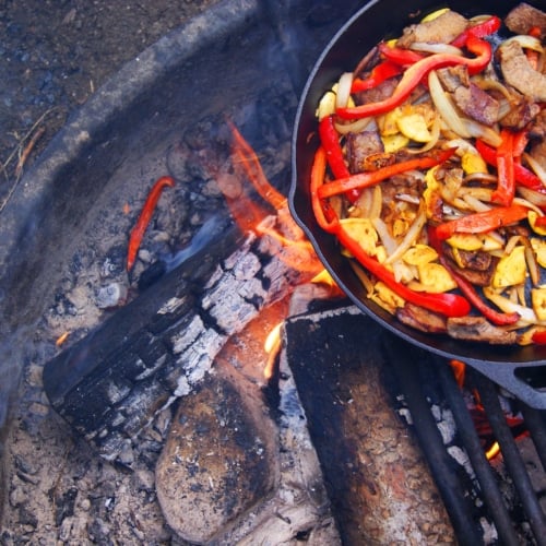 Simple Tenting Meals That Wow! – Farmers’ Almanac
