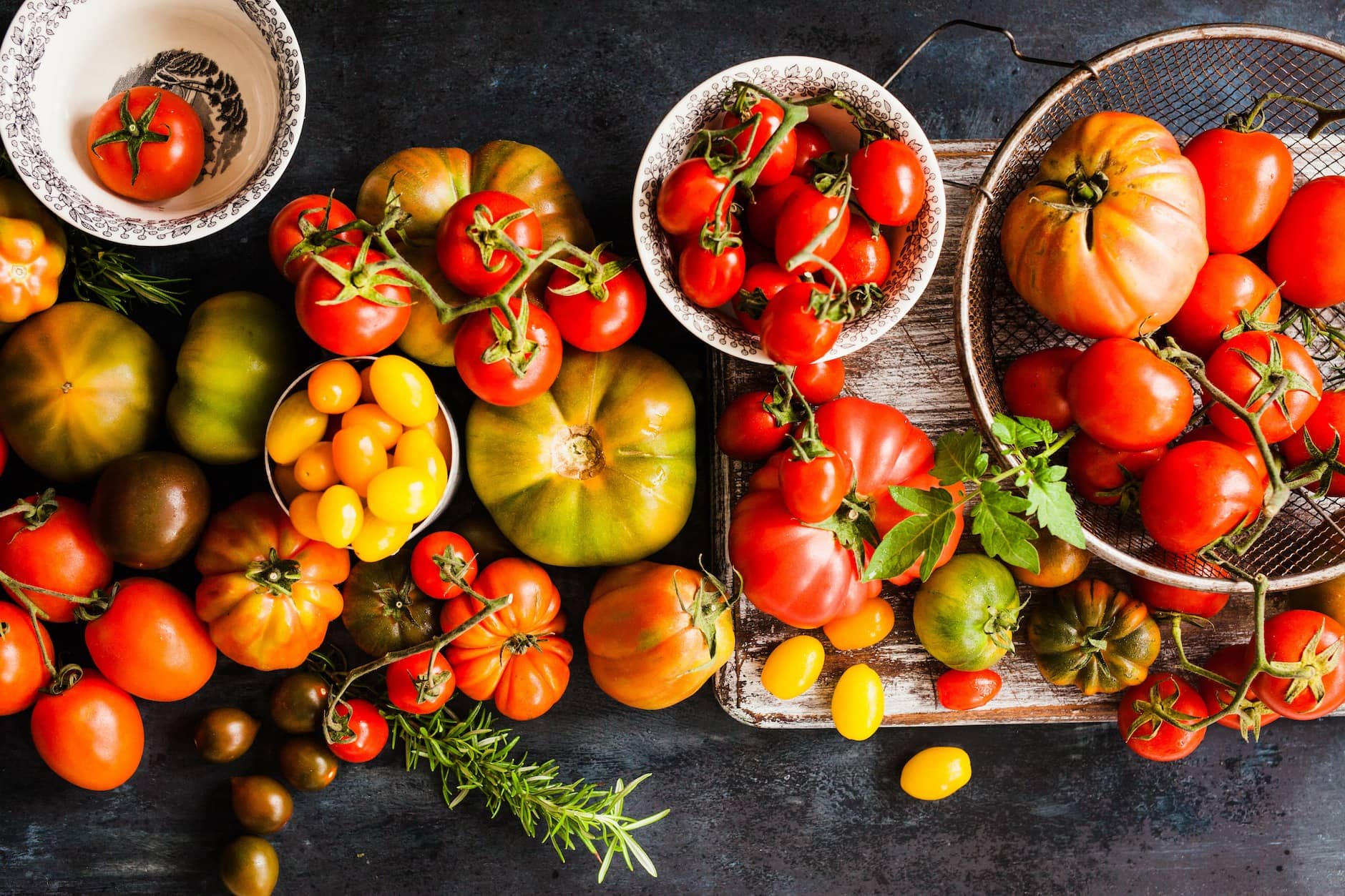 Organic Rainbow Slicer Tomato Collection