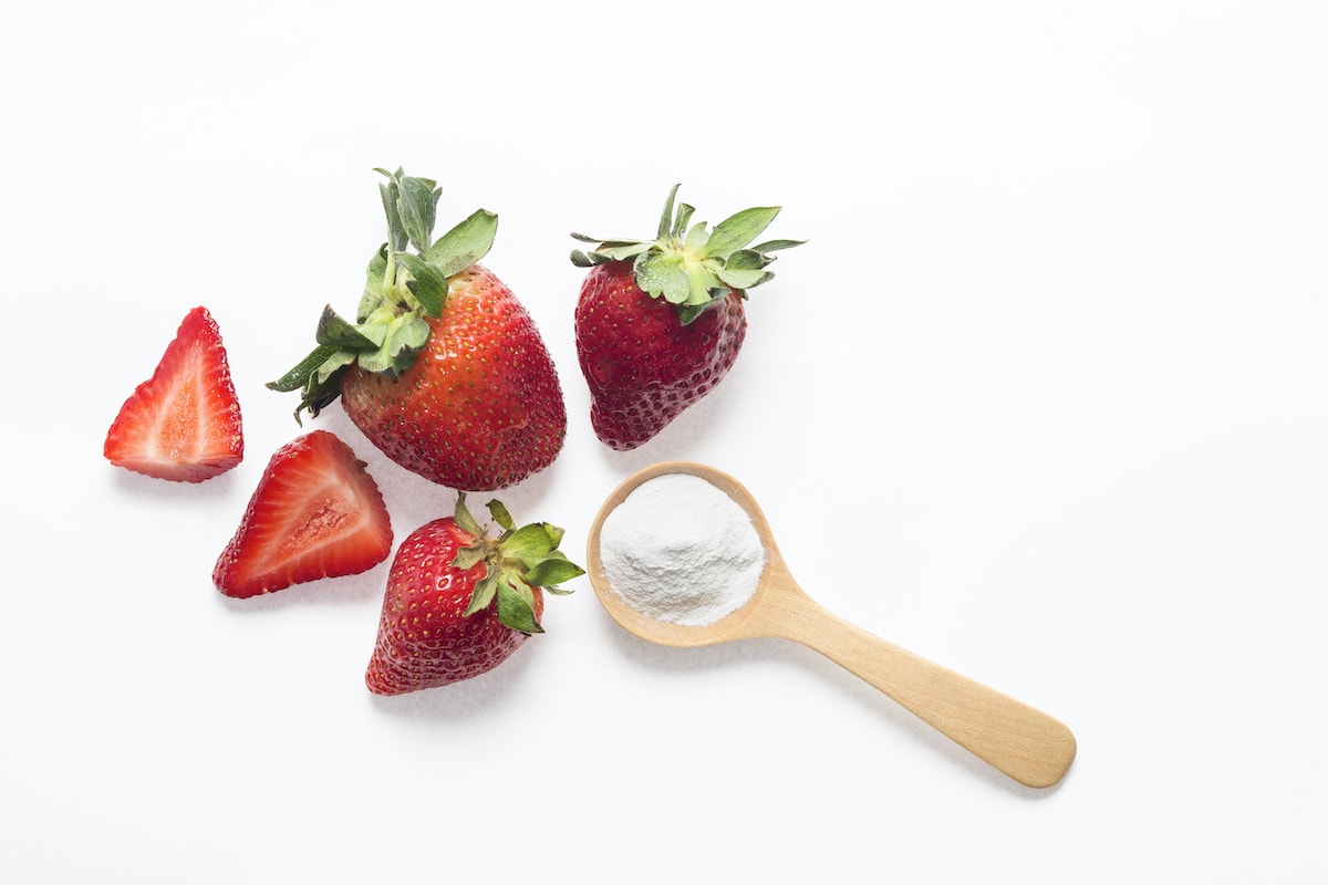 10 Surprising, NoWaste Uses For Strawberry Tops Farmers' Almanac