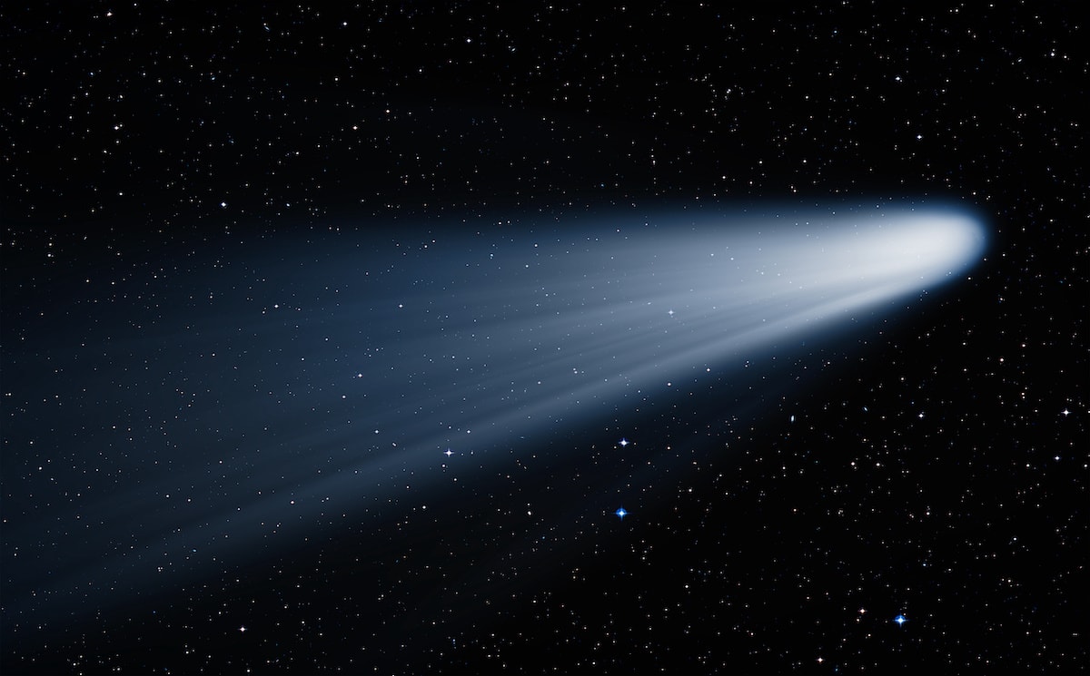 Another New Comet For Halloween!? - Farmers' Almanac