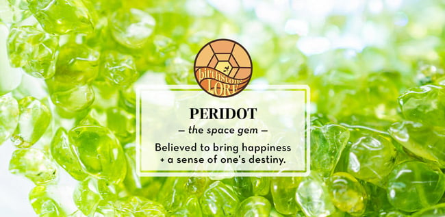 An image of August birthstone peridot stone.