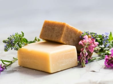 How To Make Soap And Its Bizarre History! featured image