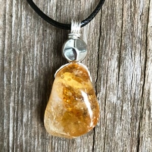 November birthstone alternative, citrine.