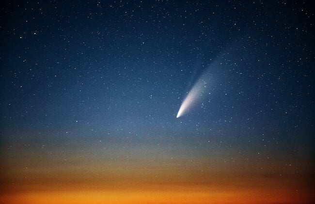 The next great Dayime Comet may be coming!