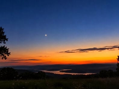 That Brilliant “Star” After Sunset Is Actually Venus — And It’s Dazzling Right Now featured image