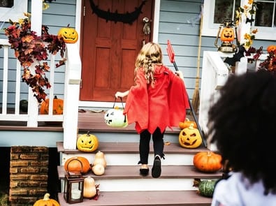 Ways to Make Trick-or-Treating More Fun This Halloween featured image