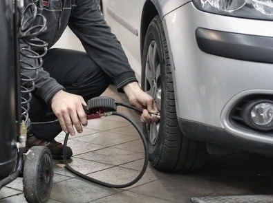 Tire-Pressure Light Came On This Morning? The Cold May Be Why featured image