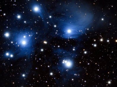 Look Up October 27: The Moon Will Visit the Seven Sisters featured image